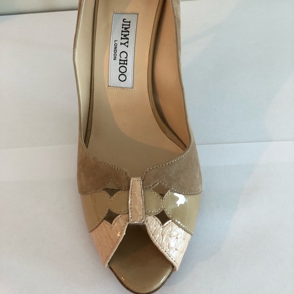 Jimmy Choo peep toe taupe pumps. - Picture 8 of 8